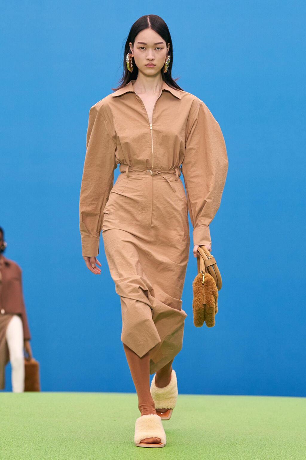 Look 7